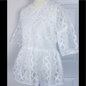 Chic-wish Summer lovin embroidered lace top
